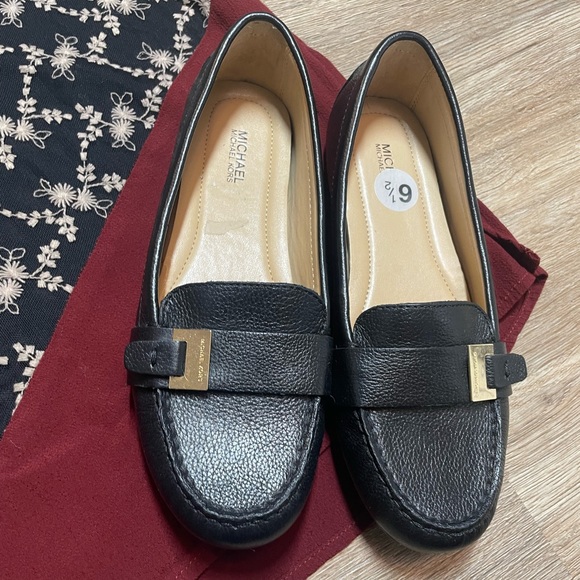 Michael Kors Loafers - Picture 3 of 14